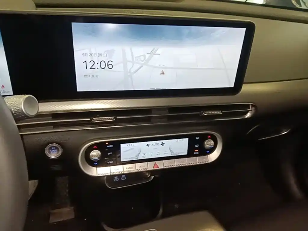 Genesis GV60 — миниатюра 18
