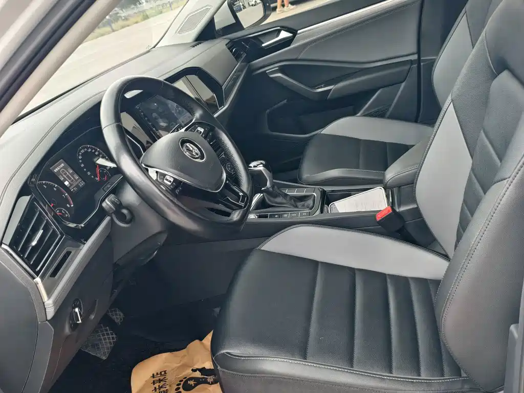 Volkswagen Sagitar — миниатюра 15