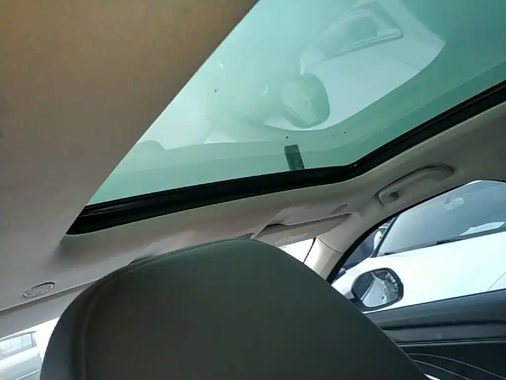 Wey Wey VV6 — миниатюра 18