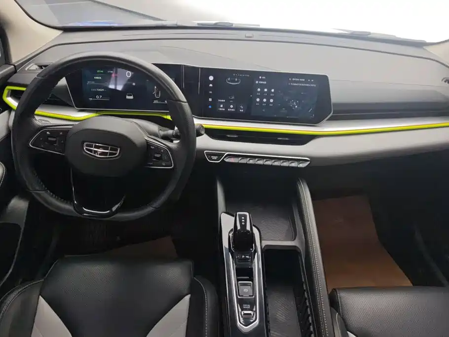 Geely Binyue — миниатюра 12
