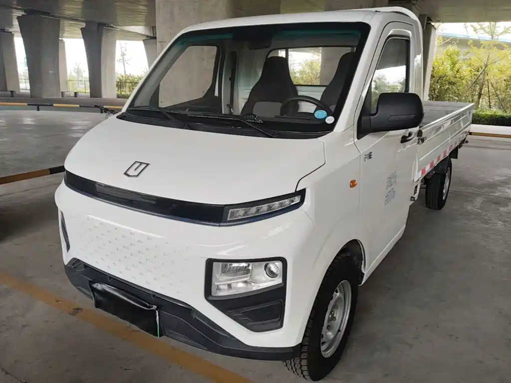 Yuan Cheng Yuan Cheng Xingxiang F1E — миниатюра 2