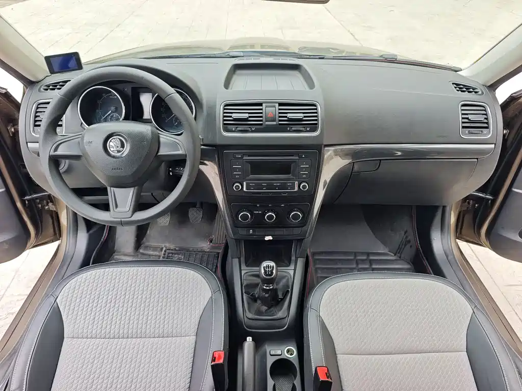 Skoda Yeti — миниатюра 10
