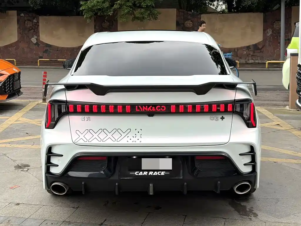Lynk & Co 03 — миниатюра 15