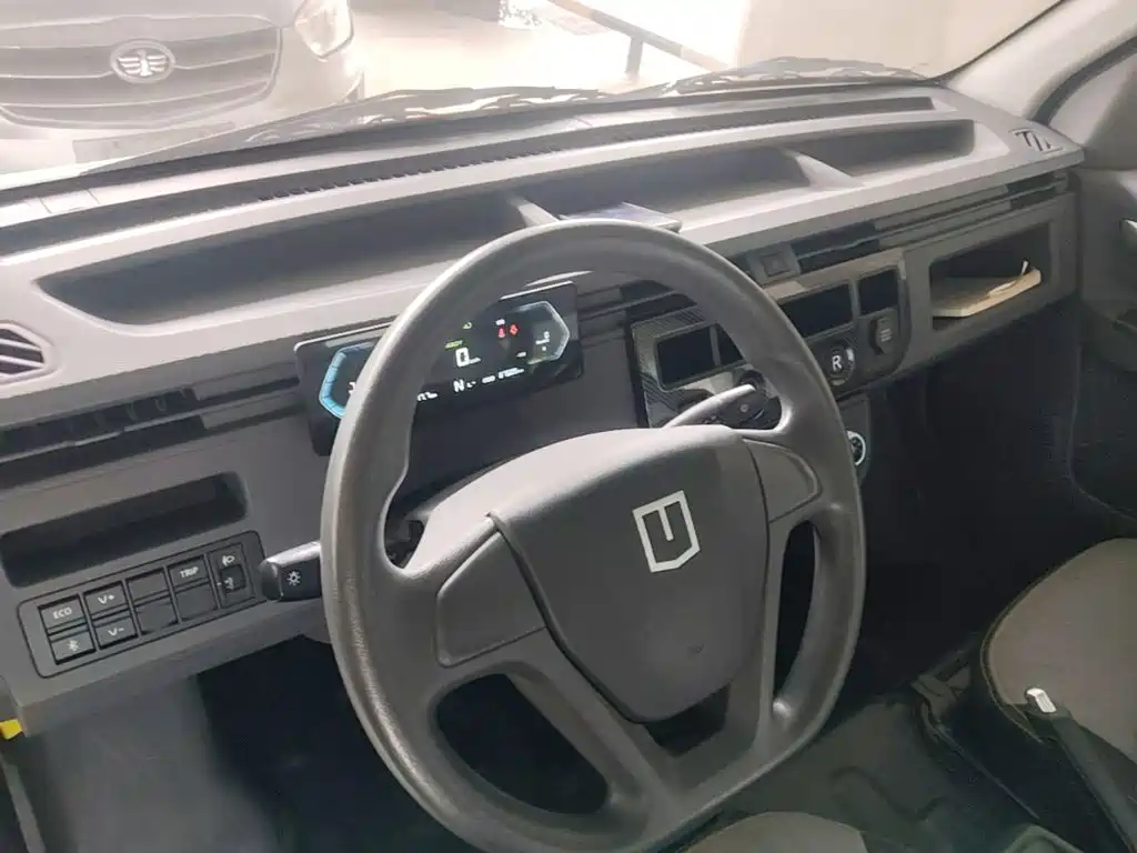Yuan Cheng Yuan Cheng Xingxiang F1E — миниатюра 10