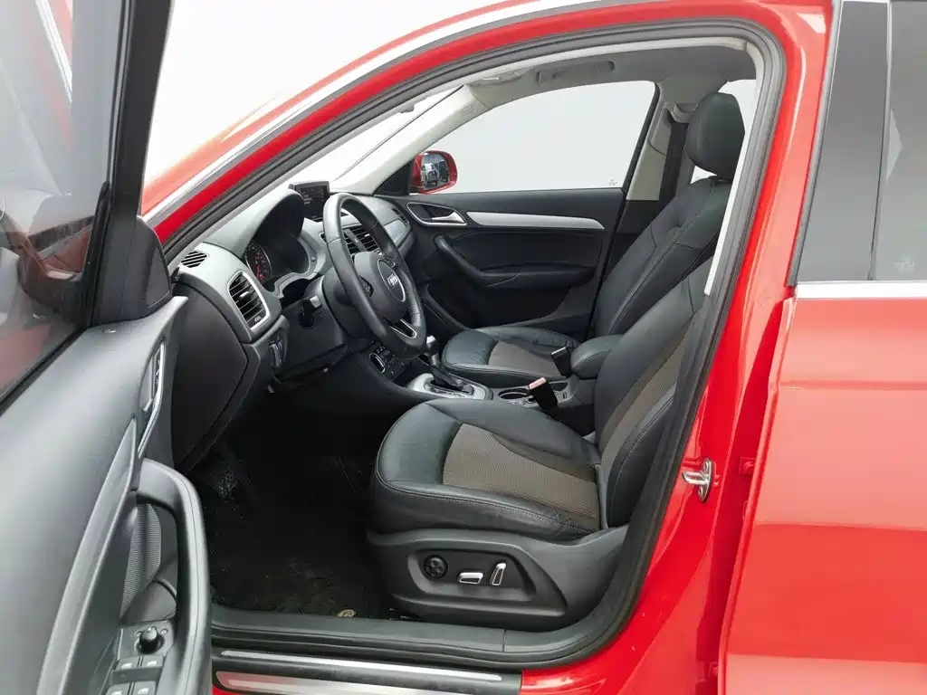Audi Q3 — миниатюра 10
