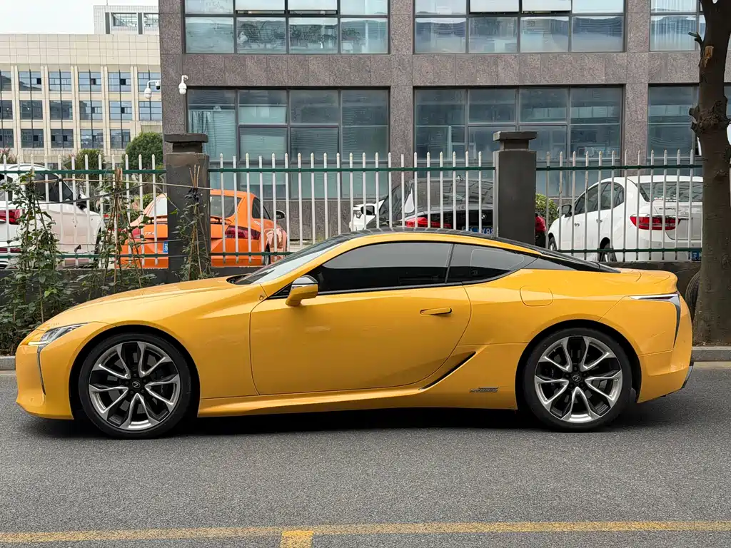 Lexus LC — миниатюра 3