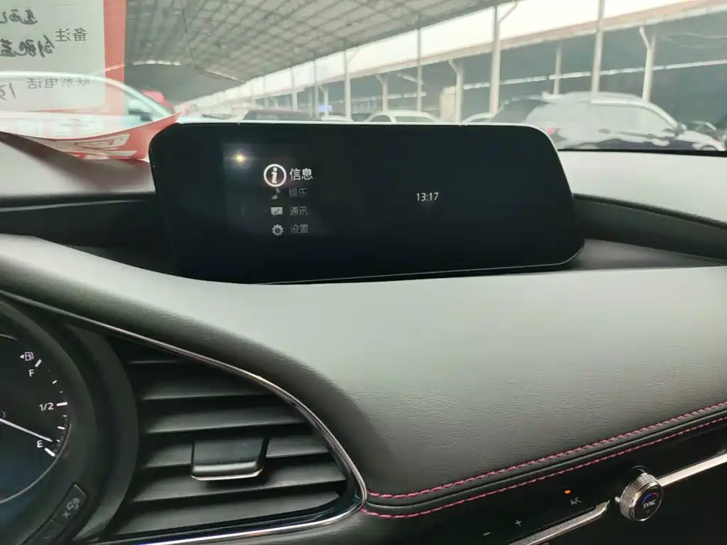 Mazda 3 Axela — миниатюра 13