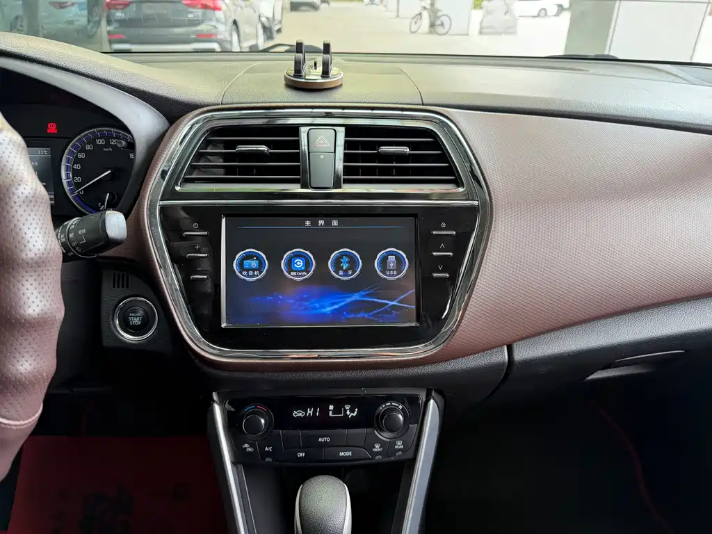 Suzuki Vitara — миниатюра 30