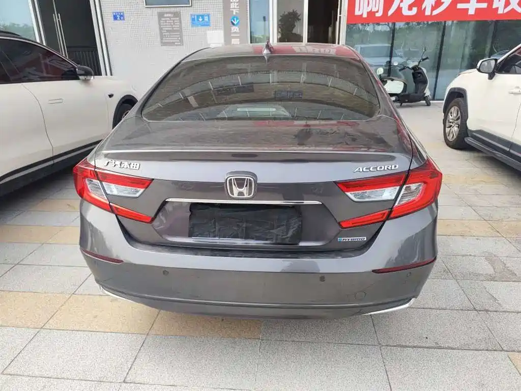 Honda Accord — миниатюра 5