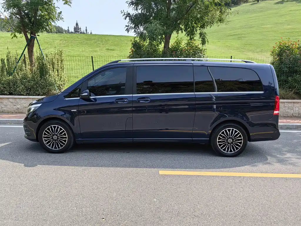 Mercedes-Benz V-Class — миниатюра 4