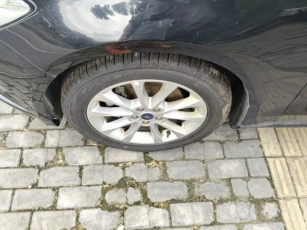 Ford Mondeo — миниатюра 23