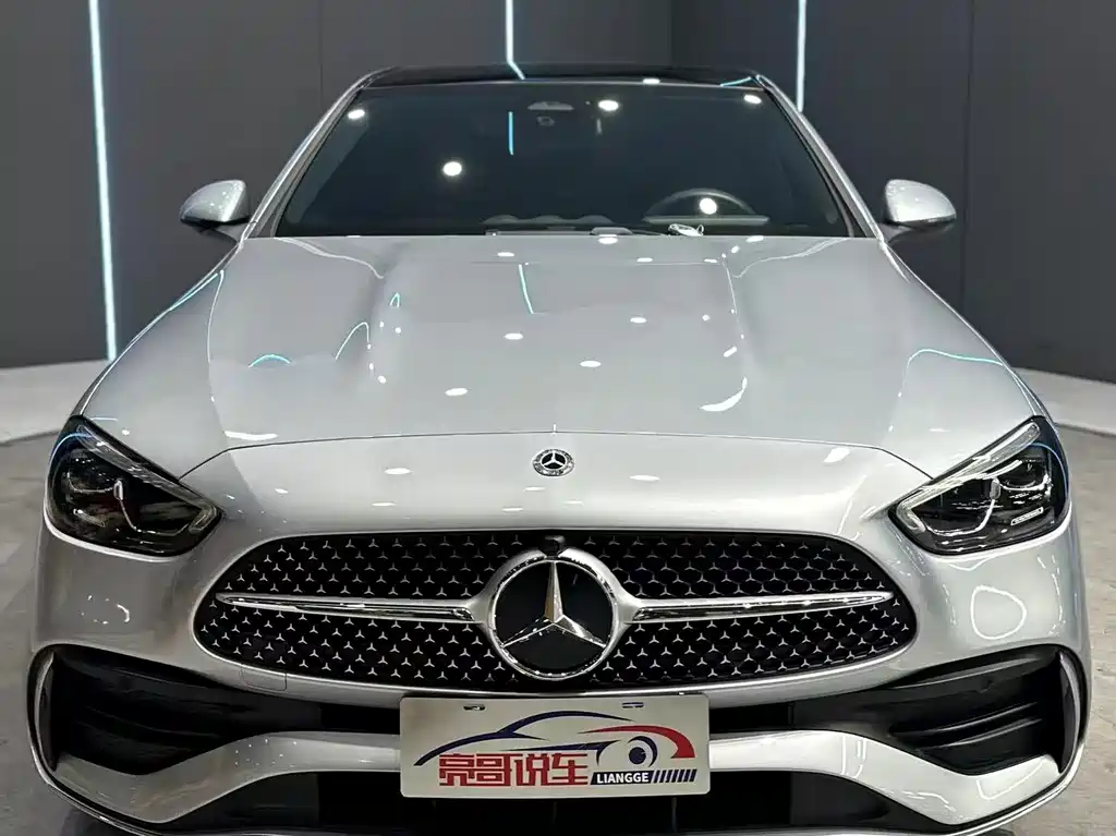 Mercedes-Benz C-Class — миниатюра 2