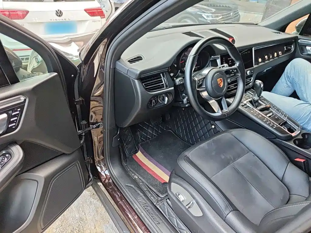 Porsche Macan — миниатюра 17