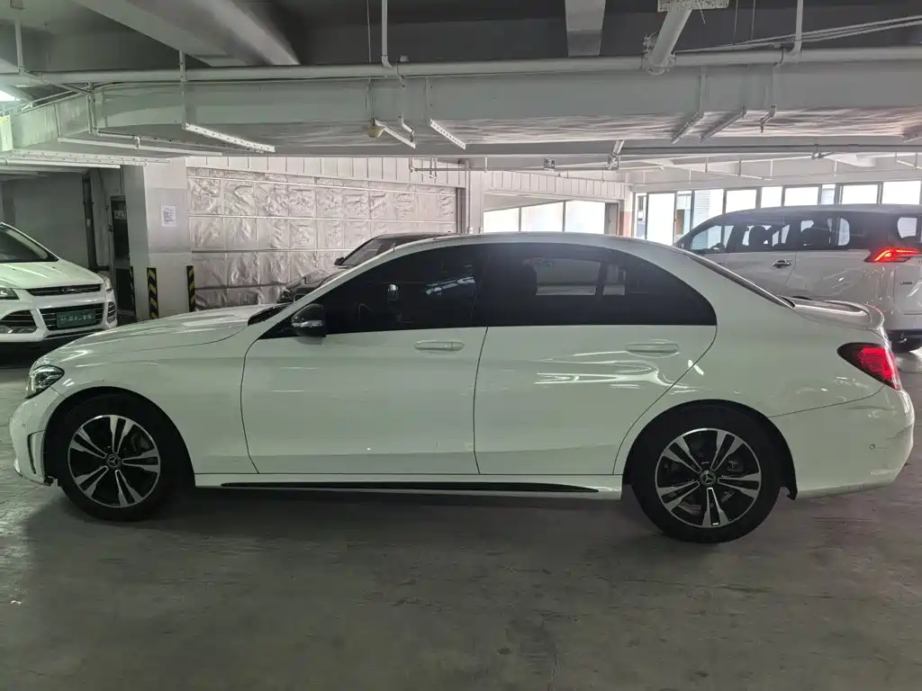 Mercedes-Benz C-Class — миниатюра 5