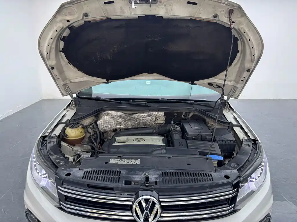 Volkswagen Tiguan — миниатюра 4