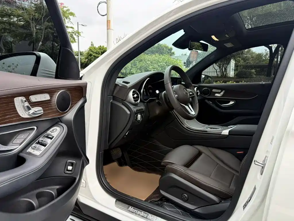 Mercedes-Benz GLC — миниатюра 14
