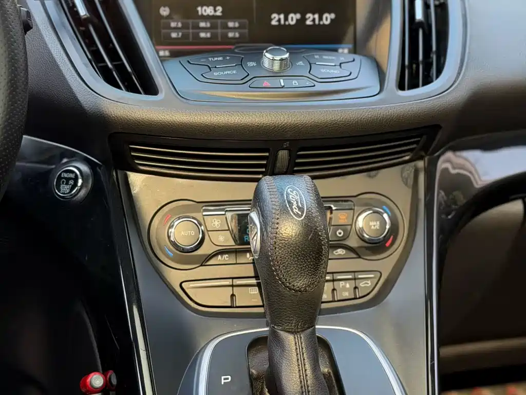 Ford Kuga — миниатюра 5
