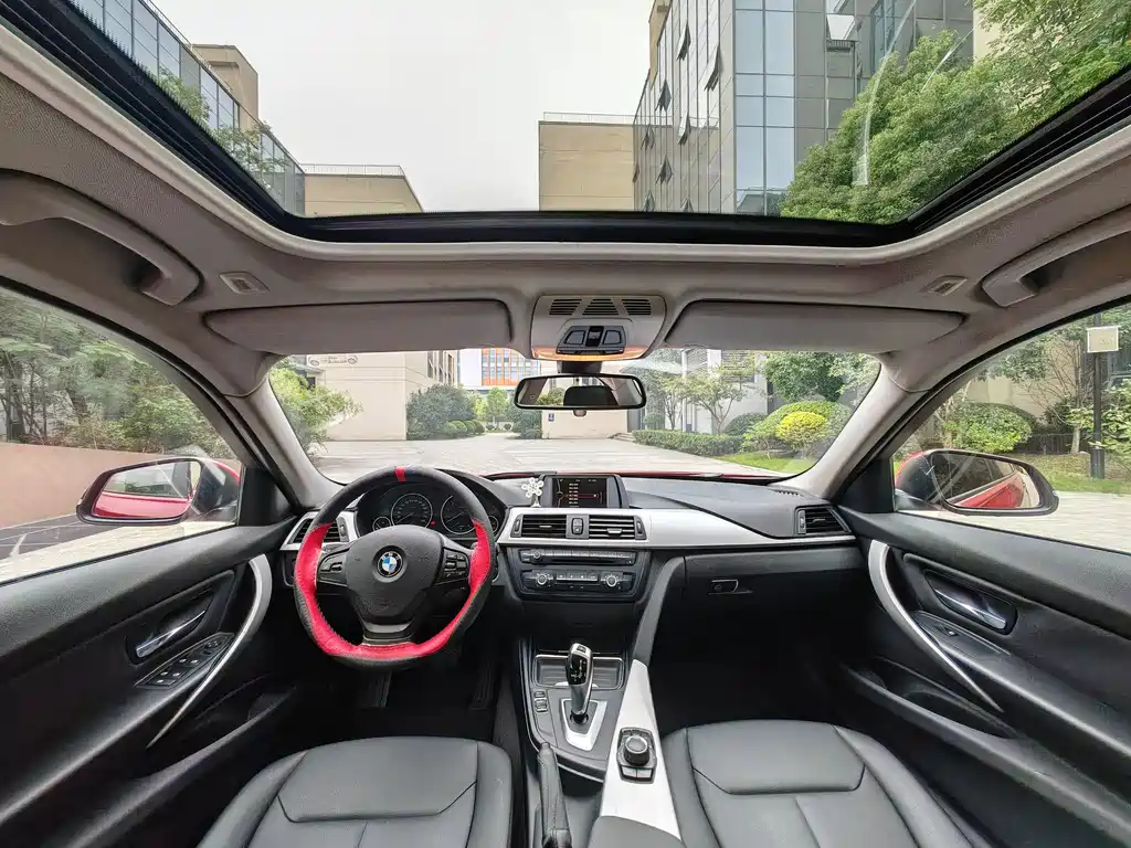 BMW 3 Series — миниатюра 8