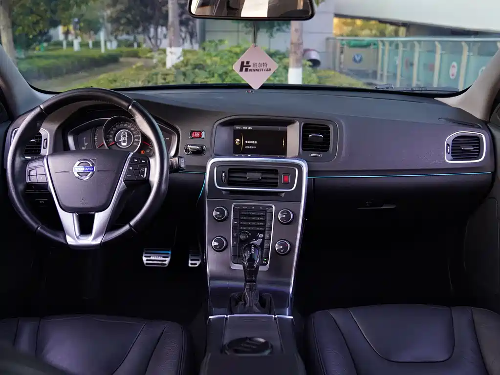 Volvo V60 T5 Smart Leisure Edition, фото 9