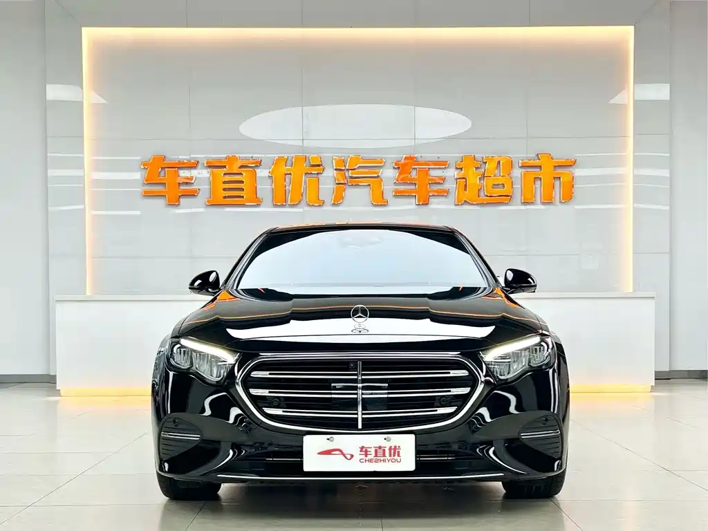 Mercedes-Benz E-Class — миниатюра 3