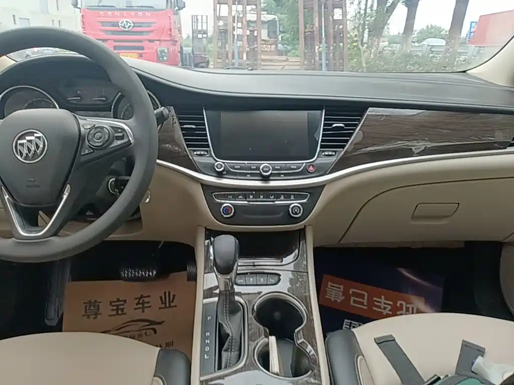 Buick Verano — миниатюра 13