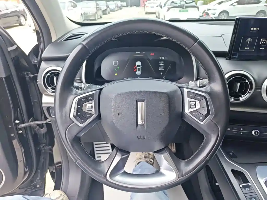 Wey Wey VV6 — миниатюра 11
