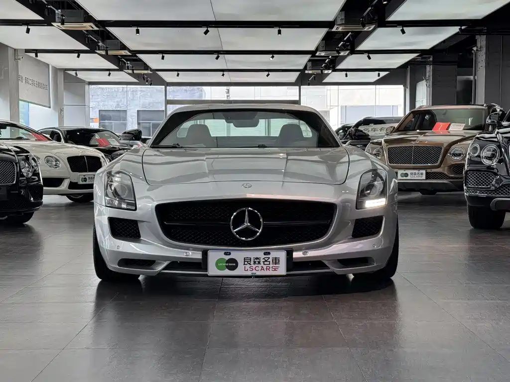 Mercedes-Benz SLS AMG — миниатюра 2