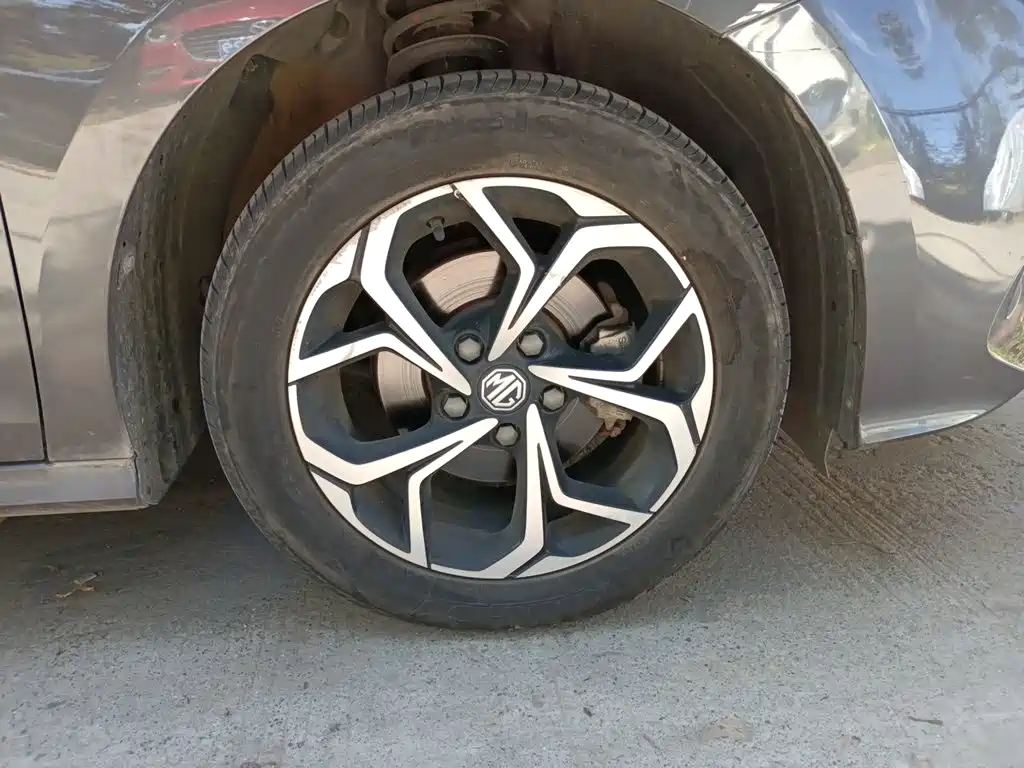 MG MG5 — миниатюра 22