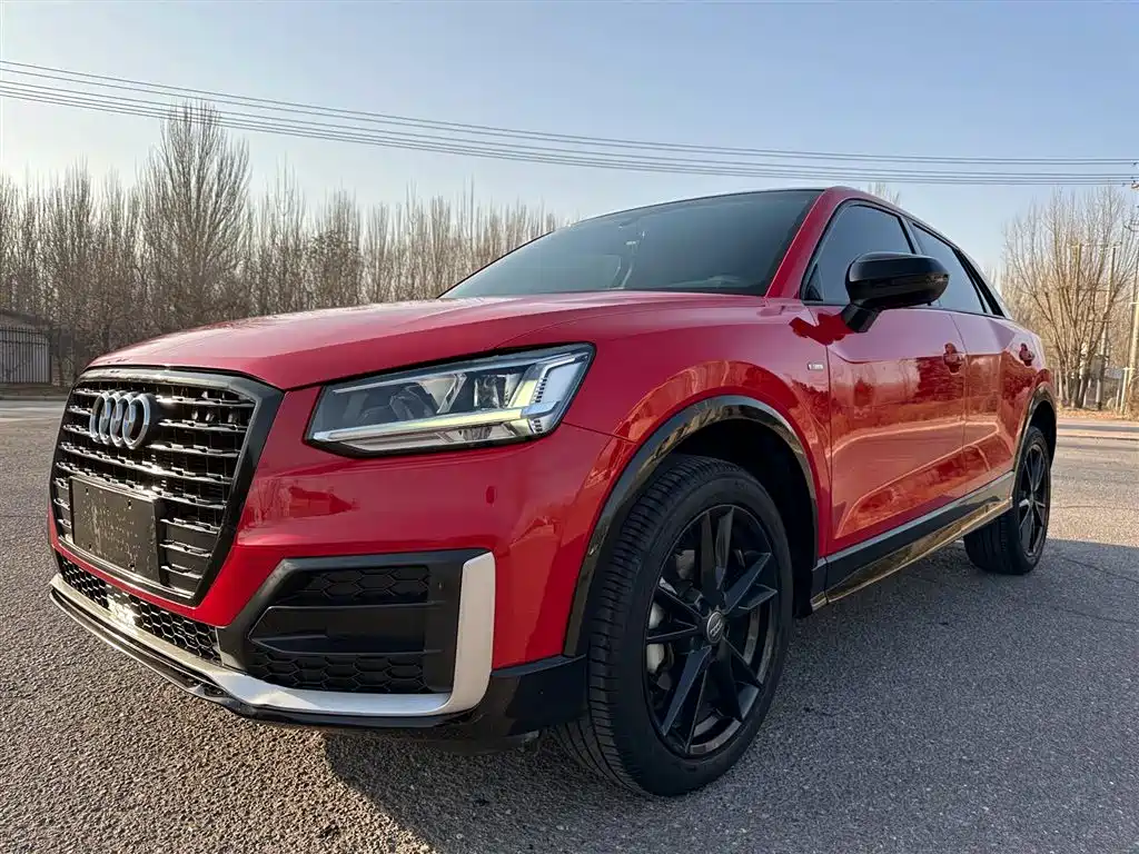 AUDI Q2L