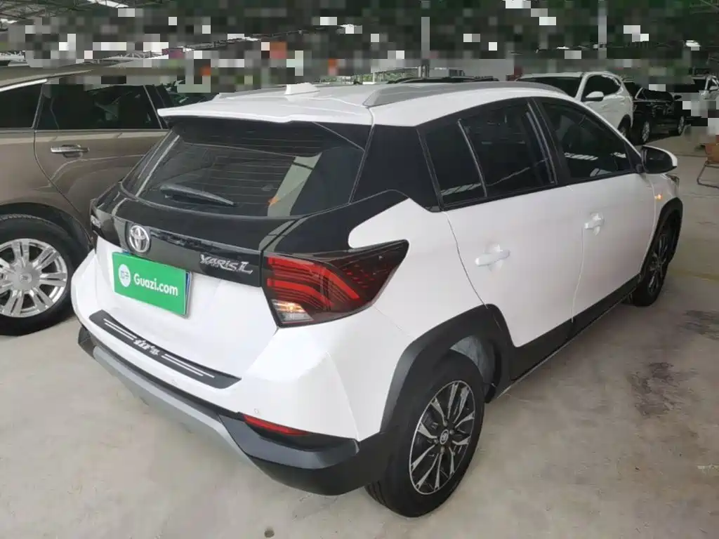 Toyota Yaris L — миниатюра 7