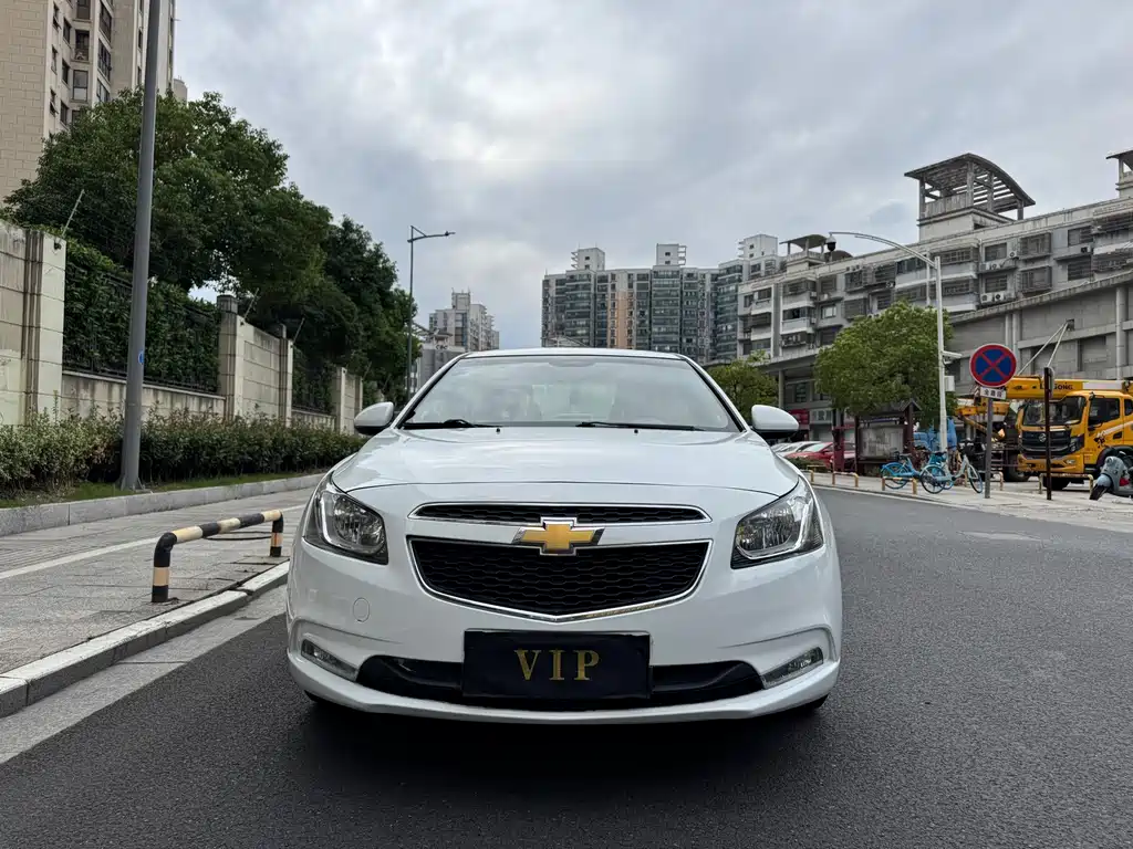 Chevrolet Cruze — миниатюра 2