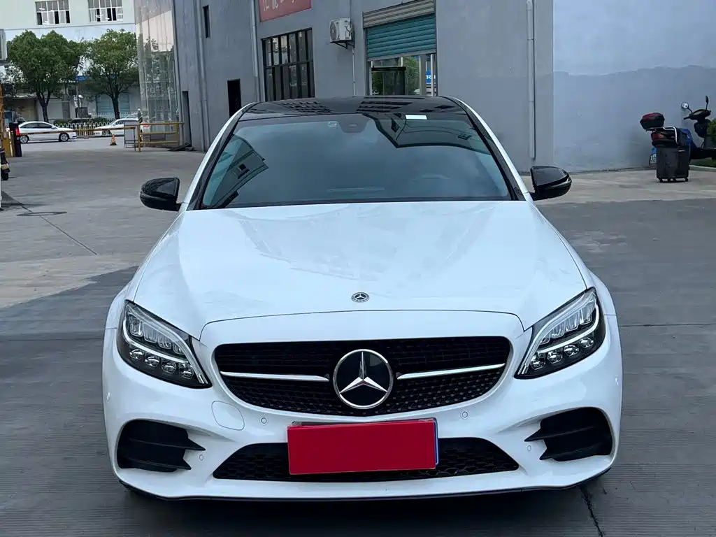 Mercedes-Benz C-Class — миниатюра 2