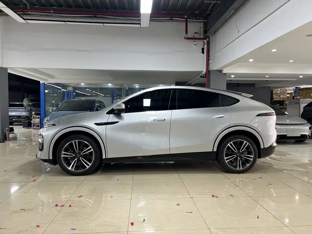 XPeng G6 — миниатюра 5
