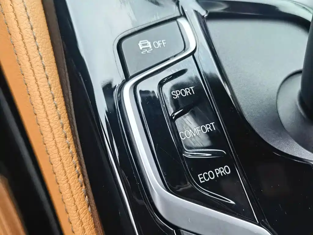 BMW 5 Series — миниатюра 29