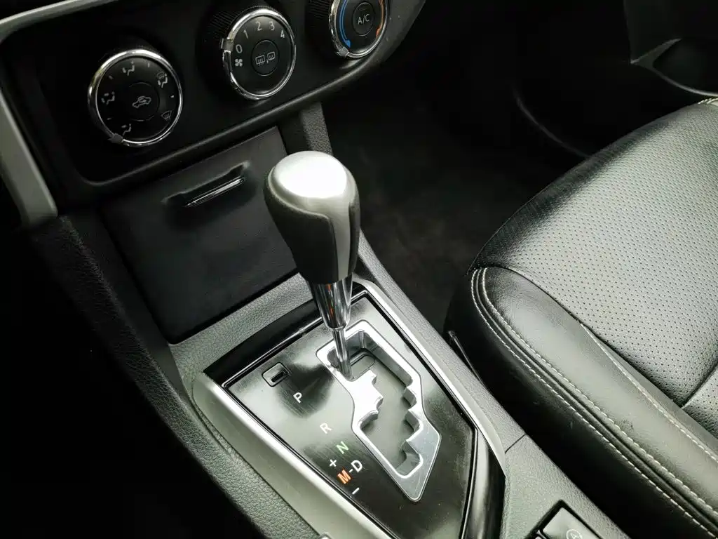 Toyota Corolla — миниатюра 13