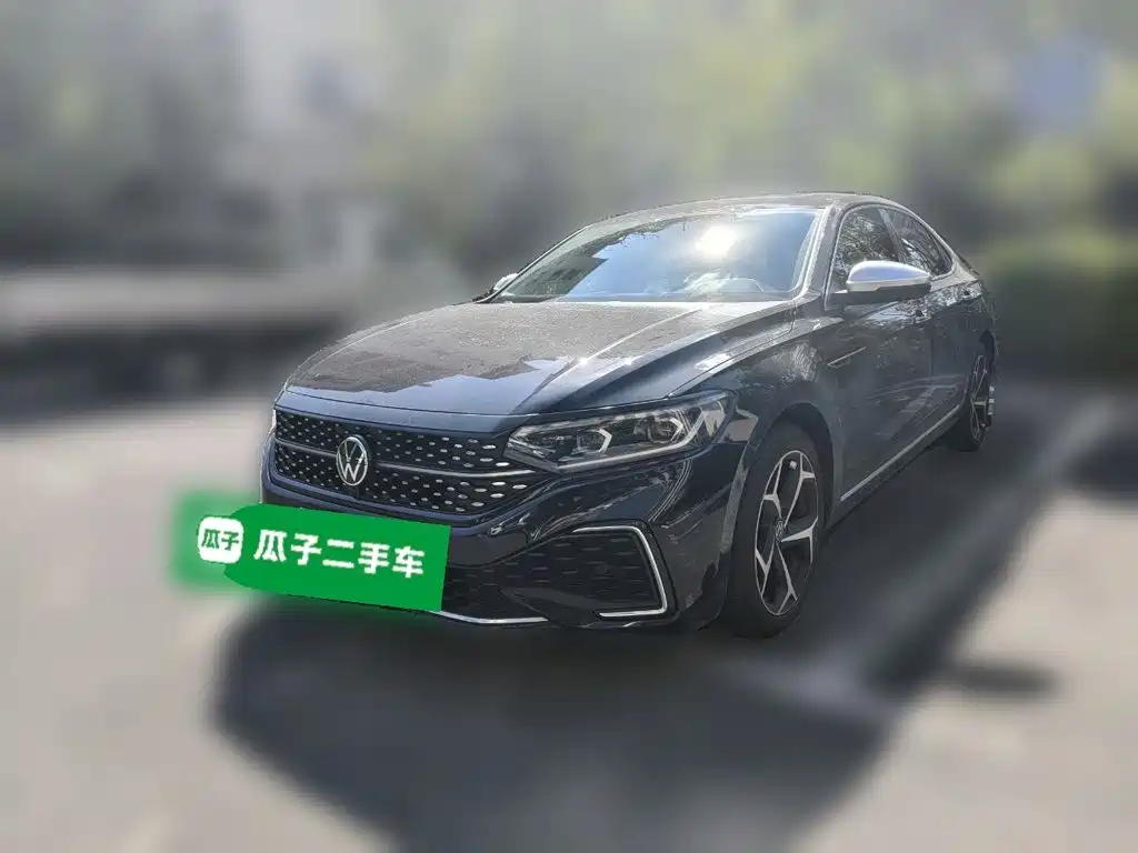 帕萨特 2023款 330TSI 星空尊贵版 2022