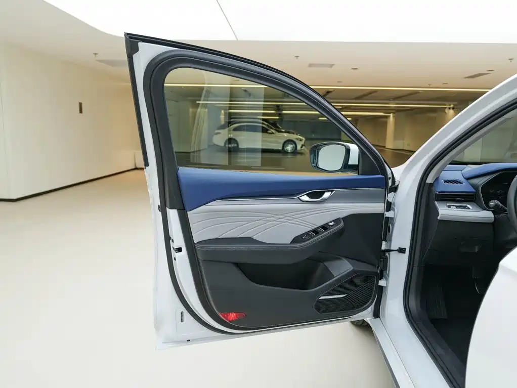 Geely Xingrui — миниатюра 18