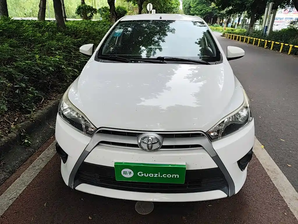 Toyota Yaris L — миниатюра 3