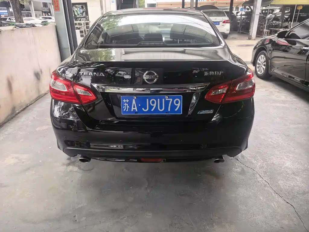 Nissan Teana — миниатюра 8