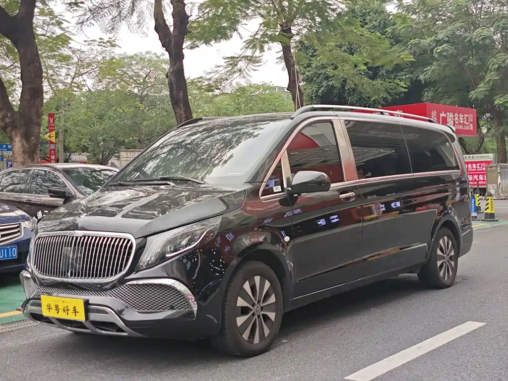 Mercedes-Benz Vito 2024