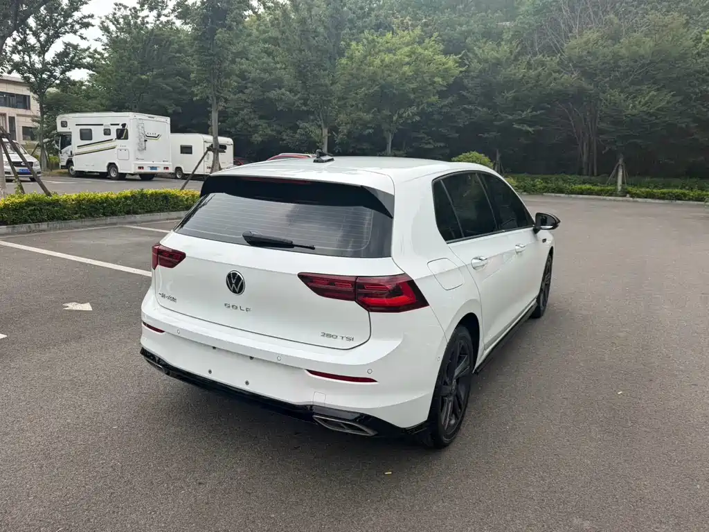 Volkswagen Golf — миниатюра 10