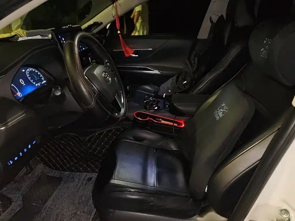 Toyota Harrier — миниатюра 8