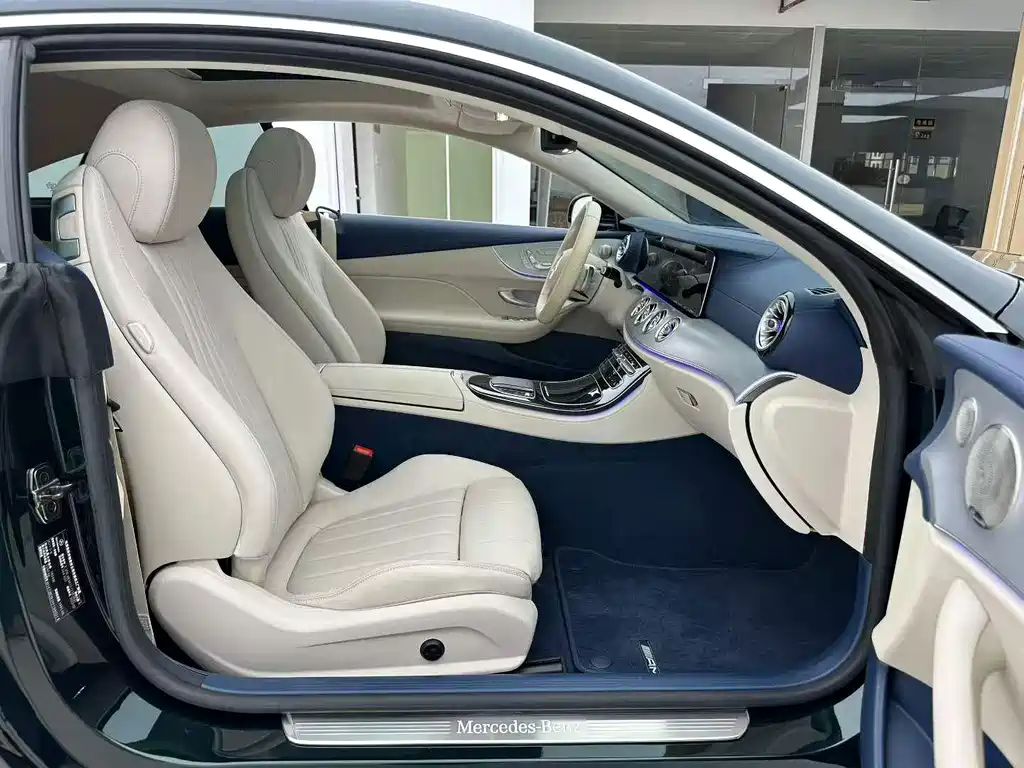 Mercedes-Benz E-Class (Import) — миниатюра 4