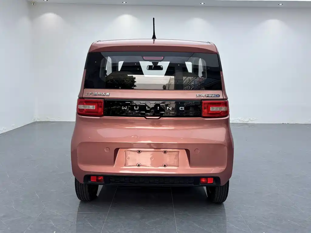 Wuling MINIEV — миниатюра 16