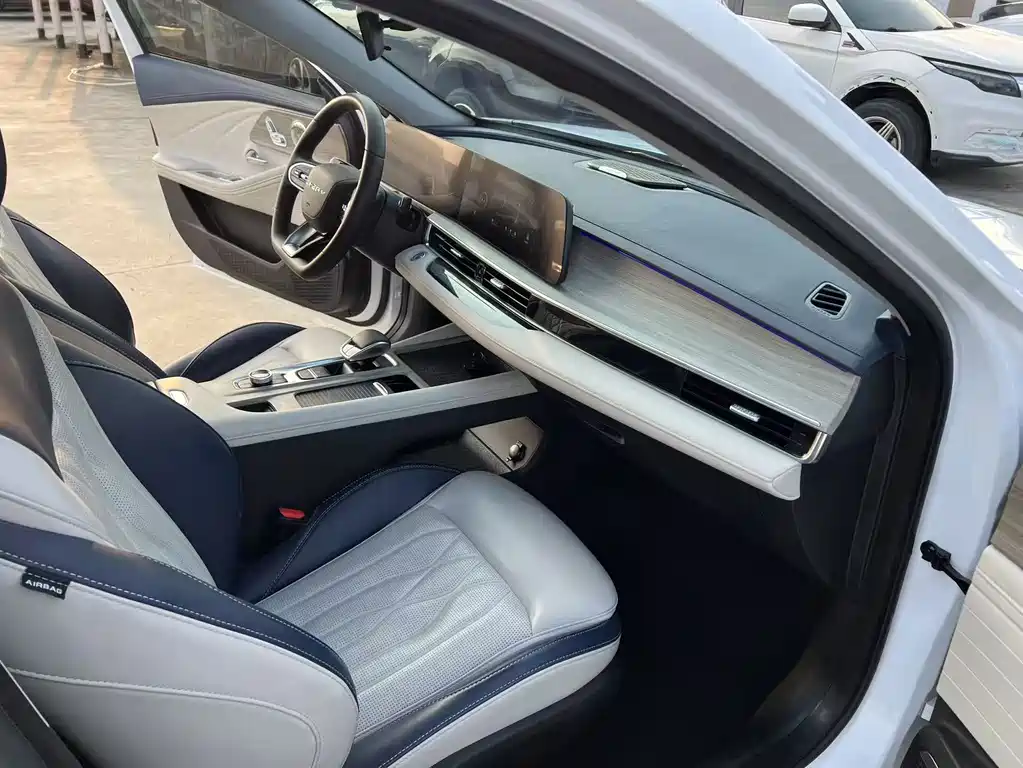 Chery Arrizo 8 — миниатюра 9