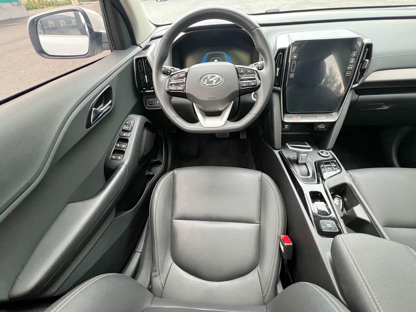 Hyundai Beijing Hyundai ix35 1.4 л 2022 г. Белый, пробег 19000 км