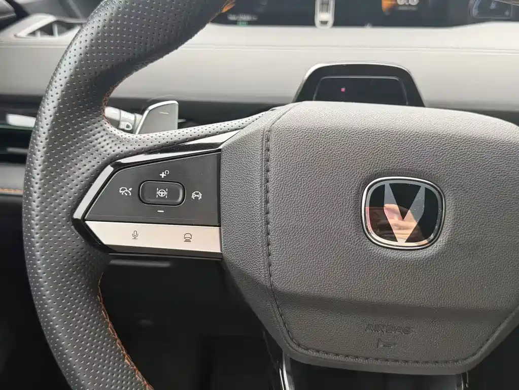 Changan UNI-V — миниатюра 12