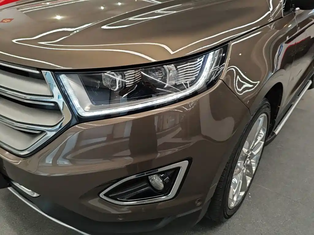 Ford Edge — миниатюра 24