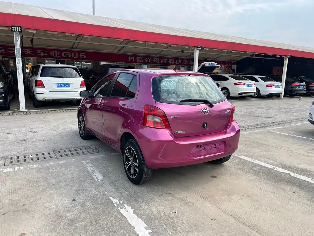 Toyota Yaris — миниатюра 18