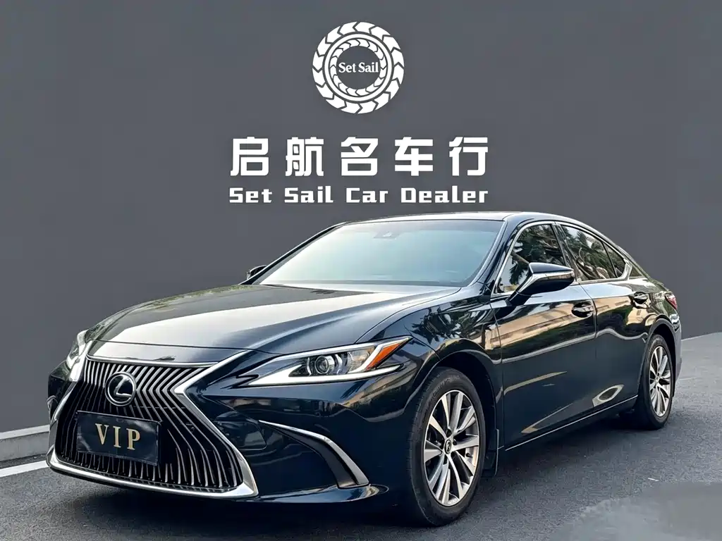 Lexus ES 2019